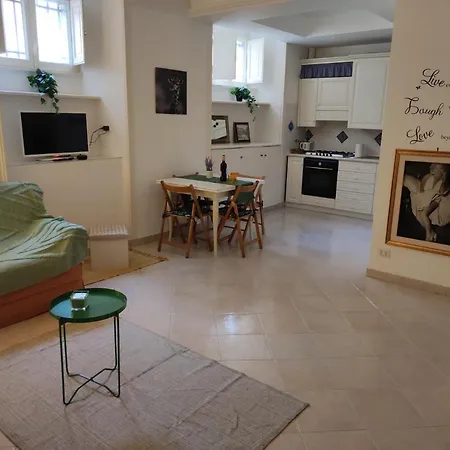 Home In Trastevere Testaccio-3