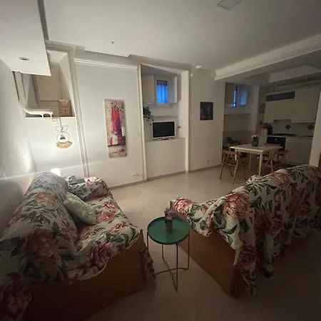 Home In Trastevere Testaccio-2